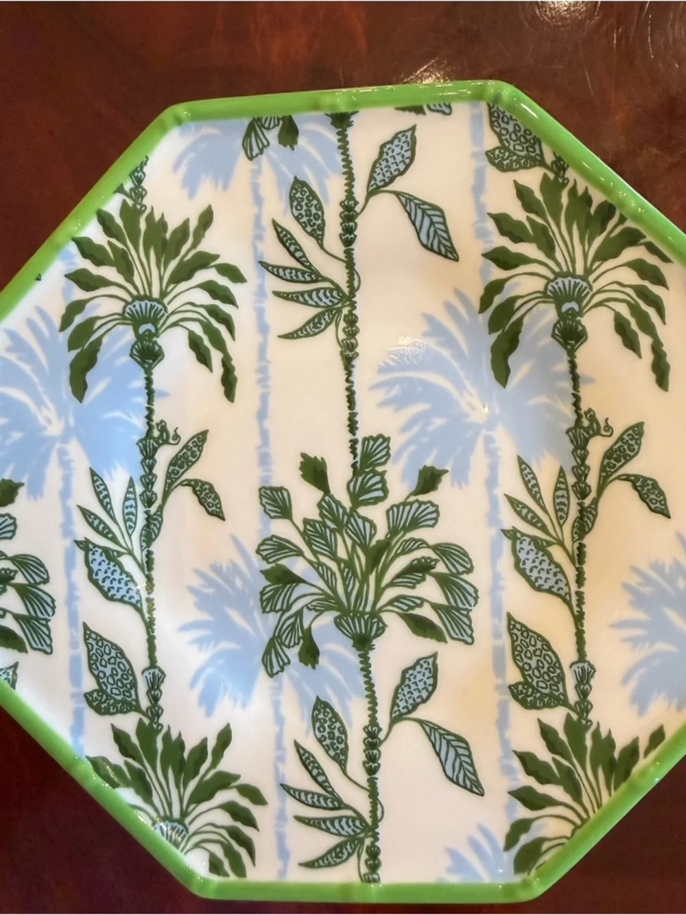 NWT Lilly Pulitzer Set of 2 Appetizer Plates Swayin In The Breeze